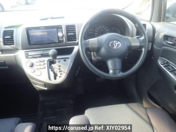 Used 2003 AT toyota wish ZNE10G Image[18]