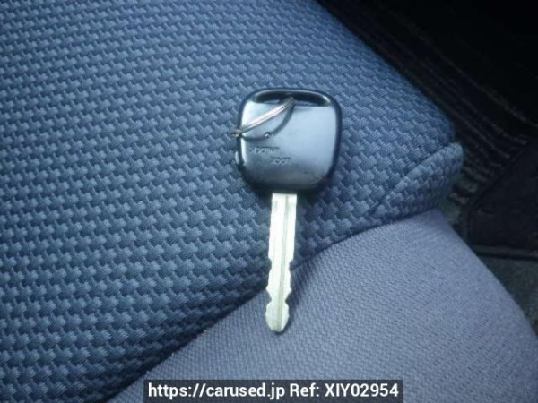 Used 2003 AT toyota wish ZNE10G Image[36]