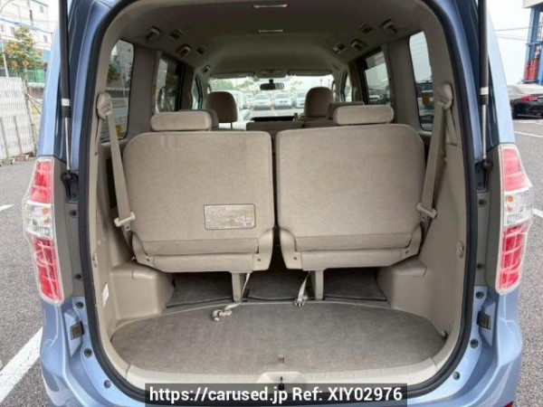 Used 2007 AT toyota noah ZRR70G Image[8]
