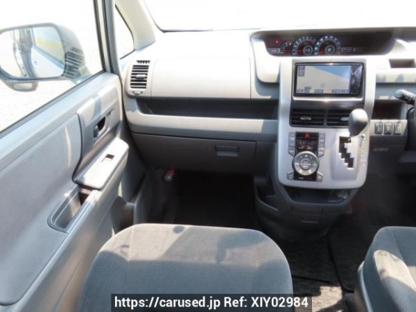 Used 2008 AT toyota noah ZRR70G Image[22]