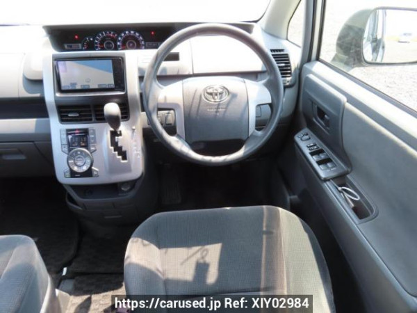Used 2008 AT toyota noah ZRR70G Image[23]
