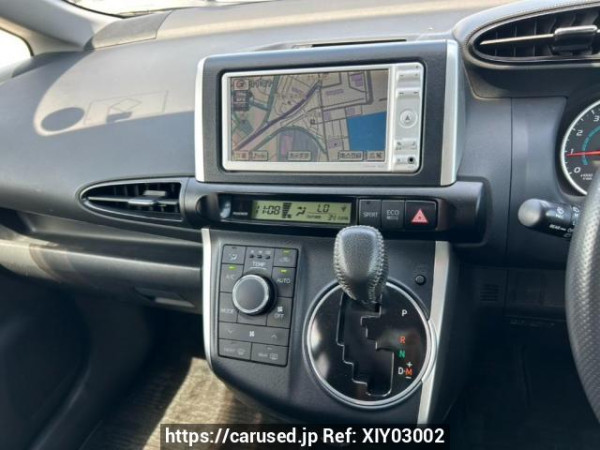 Used 2010 AT toyota wish ZGE20W Image[24]