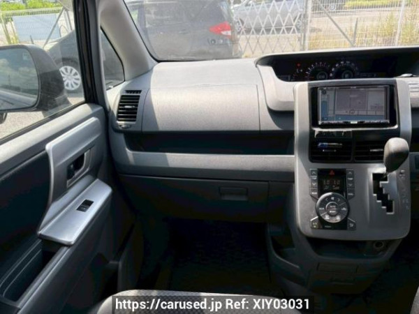 Used 2008 AT toyota noah ZRR75W Image[20]
