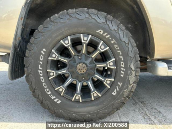 Used 2002 AT toyota hilux-surf RZN215W Image[32]