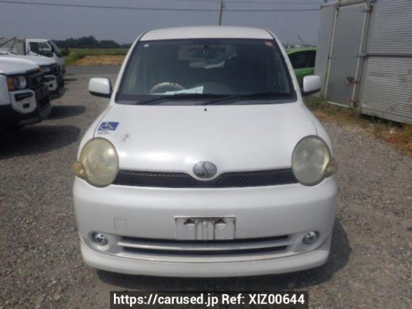 Used 2005 AT toyota sienta NCP81G Image[1]