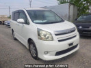 Toyota Noah ZRR75W