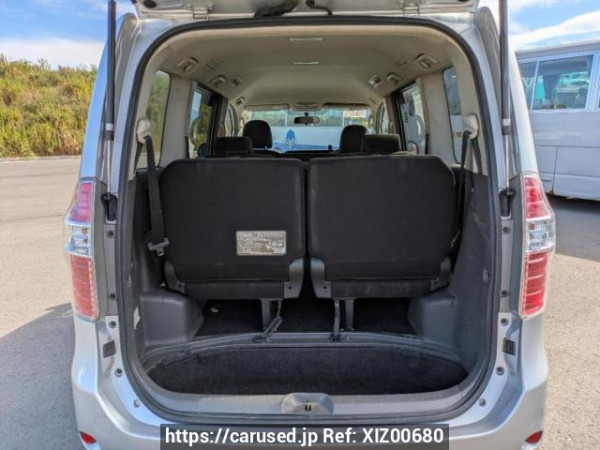 Used 2007 AT toyota noah ZRR70G Image[8]