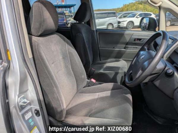 Used 2007 AT toyota noah ZRR70G Image[11]