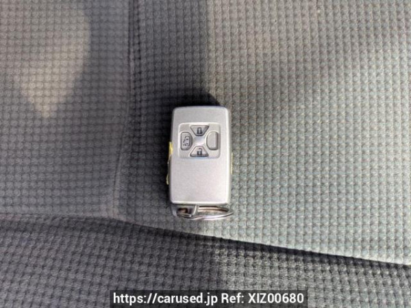 Used 2007 AT toyota noah ZRR70G Image[43]