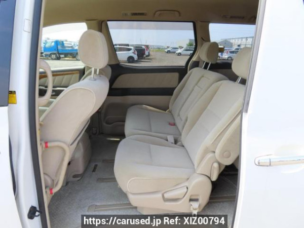 Used 2006 AT toyota alphard MNH10W Image[16]