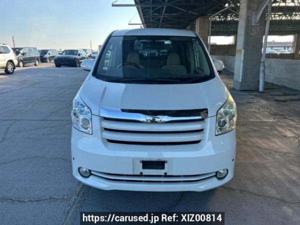 Used 2007 AT toyota noah ZRR75G Image[1]