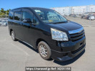 Toyota Noah ZRR75G
