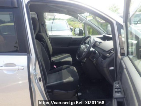 Used 2007 AT toyota noah ZRR70G Image[11]