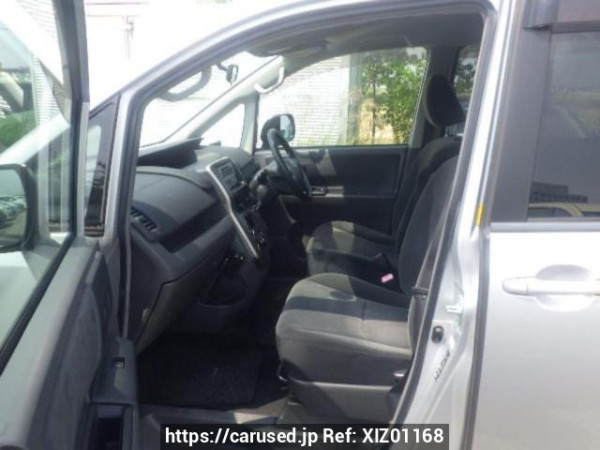 Used 2007 AT toyota noah ZRR70G Image[12]