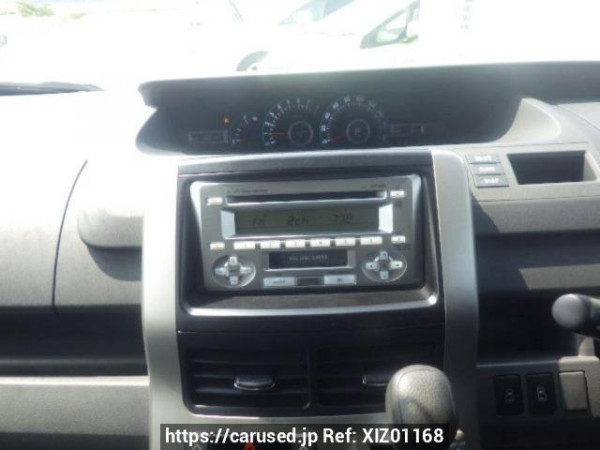 Used 2007 AT toyota noah ZRR70G Image[20]