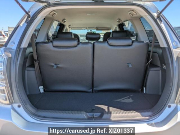 Used 2003 AT toyota wish ZNE10G Image[8]