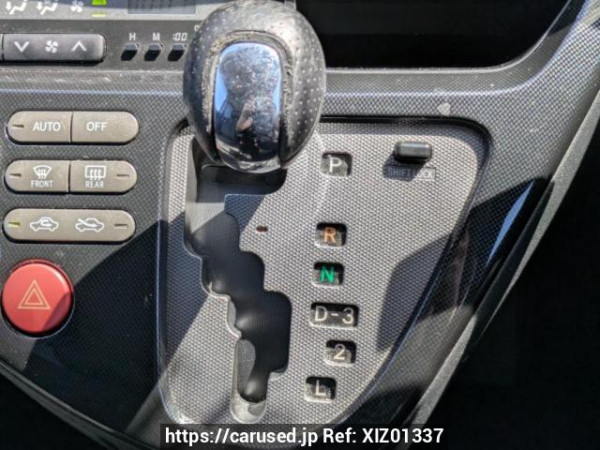 Used 2003 AT toyota wish ZNE10G Image[27]