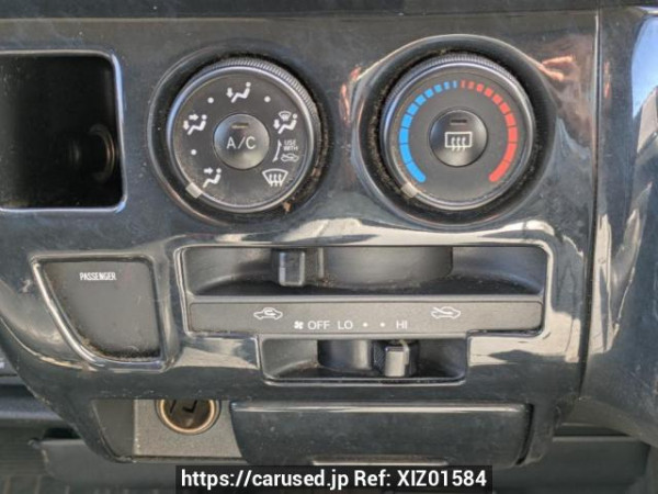 Used 2005 AT toyota hiace-van KDH205V Image[30]