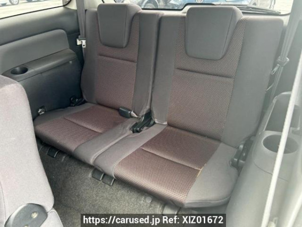 Used 2004 AT toyota wish ZNE10G Image[17]