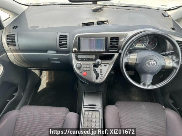 Used 2004 AT toyota wish ZNE10G Image[19]