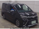 Toyota Voxy ZRR85W