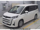 Toyota Noah MZRA90W
