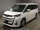 Toyota Noah ZWR90W