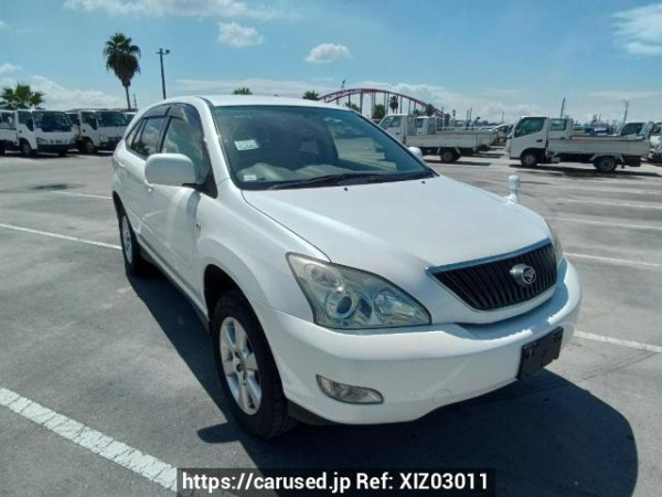 Used 2004 AT toyota harrier ACU30W Image[0]