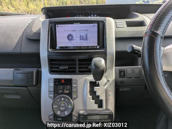 Used 2007 AT toyota noah ZRR70G Image[23]