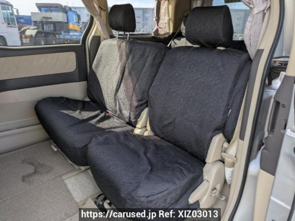 Used 2005 AT toyota alphard MNH10W Image[16]