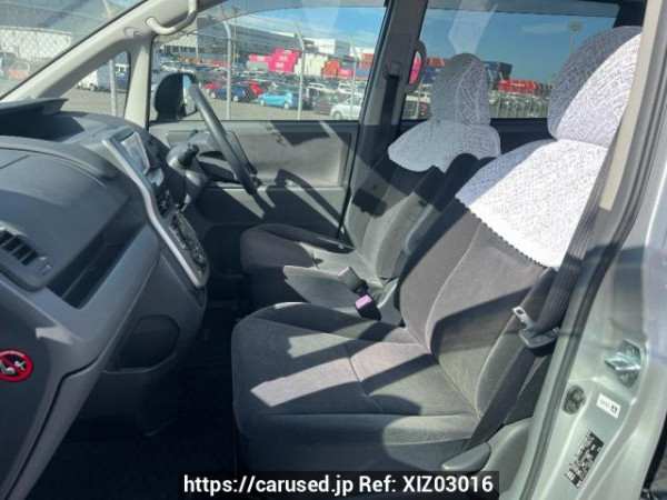 Used 2010 AT toyota noah ZRR75G Image[12]