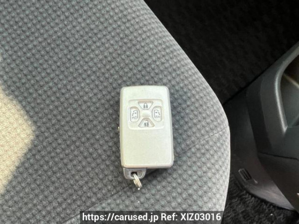 Used 2010 AT toyota noah ZRR75G Image[25]