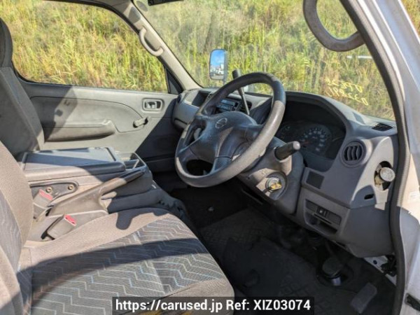 Used 2003 AT nissan caravan-bus VPE25 Image[12]