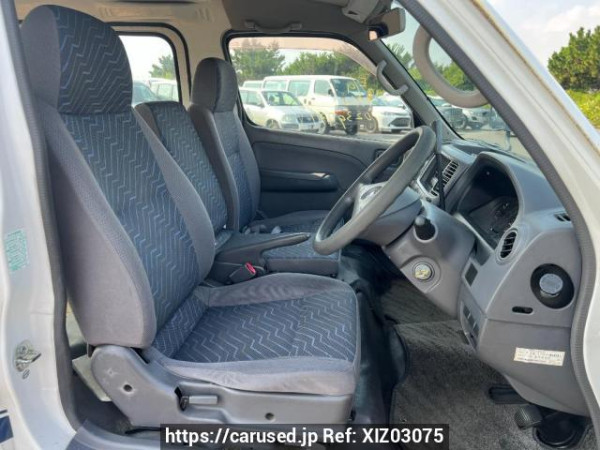 Used 2002 AT nissan caravan-bus VPE25 Image[12]