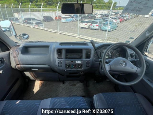 Used 2002 AT nissan caravan-bus VPE25 Image[15]