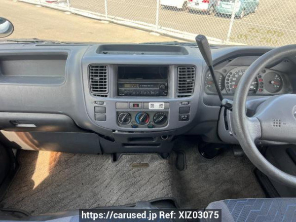 Used 2002 AT nissan caravan-bus VPE25 Image[17]