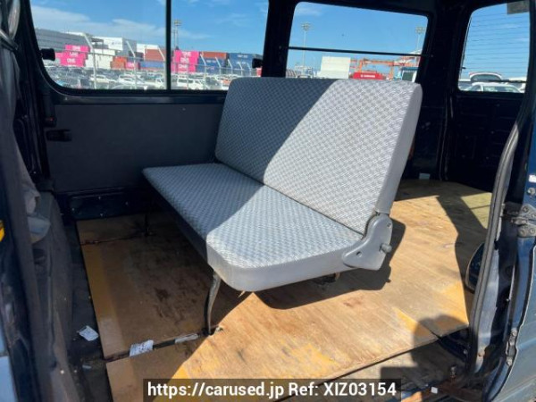 Used 2004 MT toyota hiace-van LH168V Image[14]