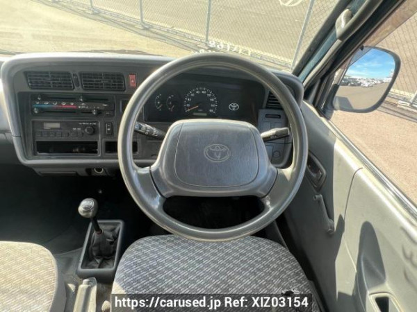 Used 2004 MT toyota hiace-van LH168V Image[18]