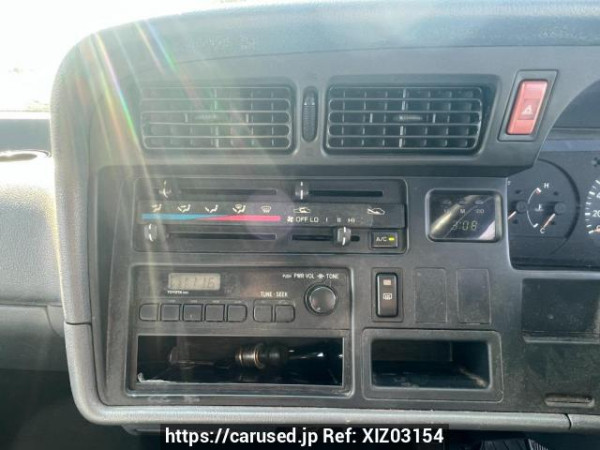 Used 2004 MT toyota hiace-van LH168V Image[19]