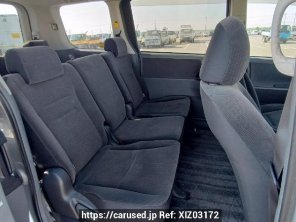Used 2007 AT toyota noah ZRR70G Image[15]