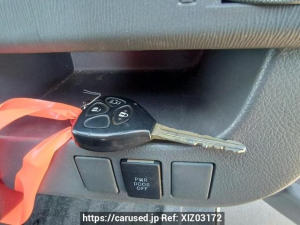 Used 2007 AT toyota noah ZRR70G Image[28]