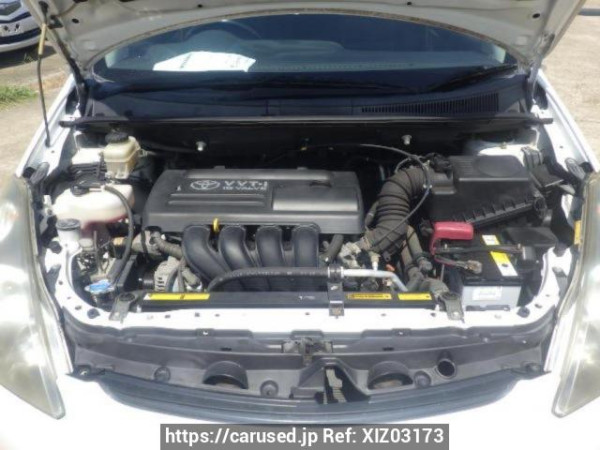 Used 2004 AT toyota wish ZNE10G Image[9]