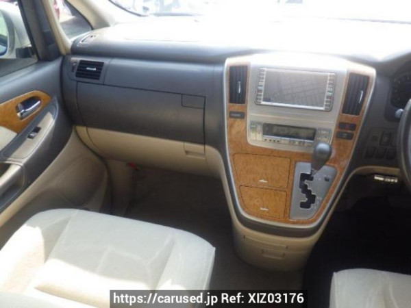 Used 2005 AT toyota alphard MNH10W Image[17]