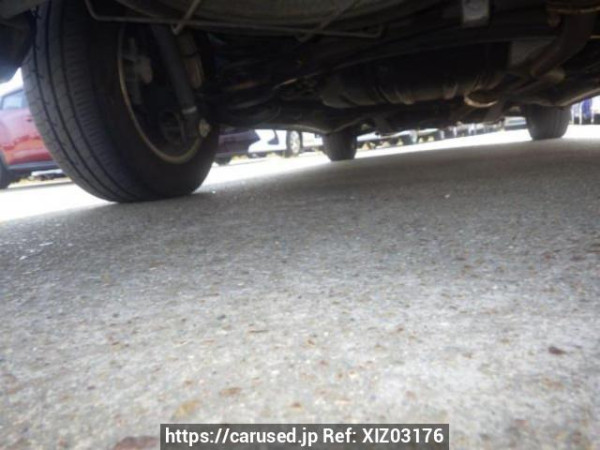 Used 2005 AT toyota alphard MNH10W Image[36]