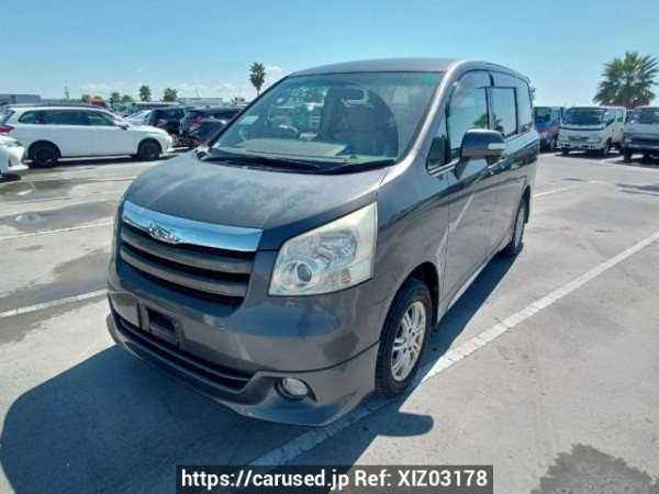 Used 2007 AT toyota noah ZRR75G Image[2]