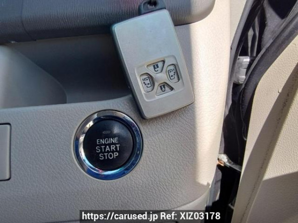 Used 2007 AT toyota noah ZRR75G Image[22]