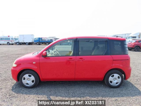 Used 2005 AT toyota sienta NCP81G Image[3]