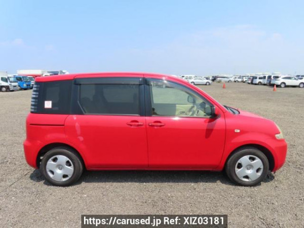 Used 2005 AT toyota sienta NCP81G Image[7]