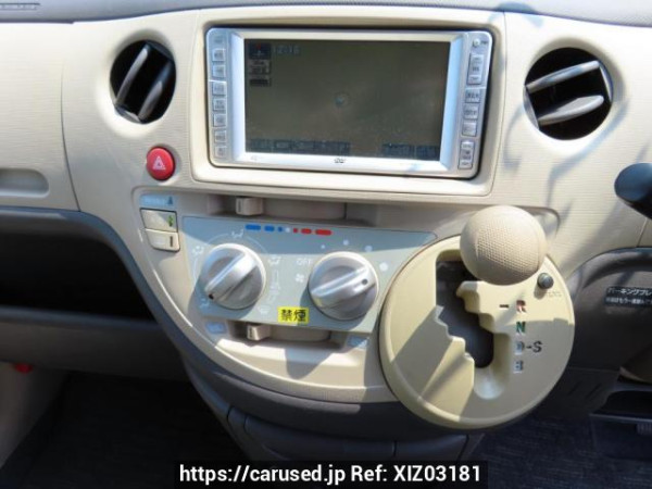 Used 2005 AT toyota sienta NCP81G Image[26]
