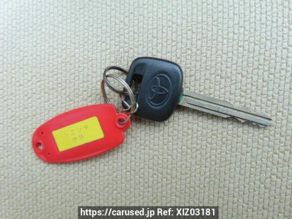 Used 2005 AT toyota sienta NCP81G Image[32]